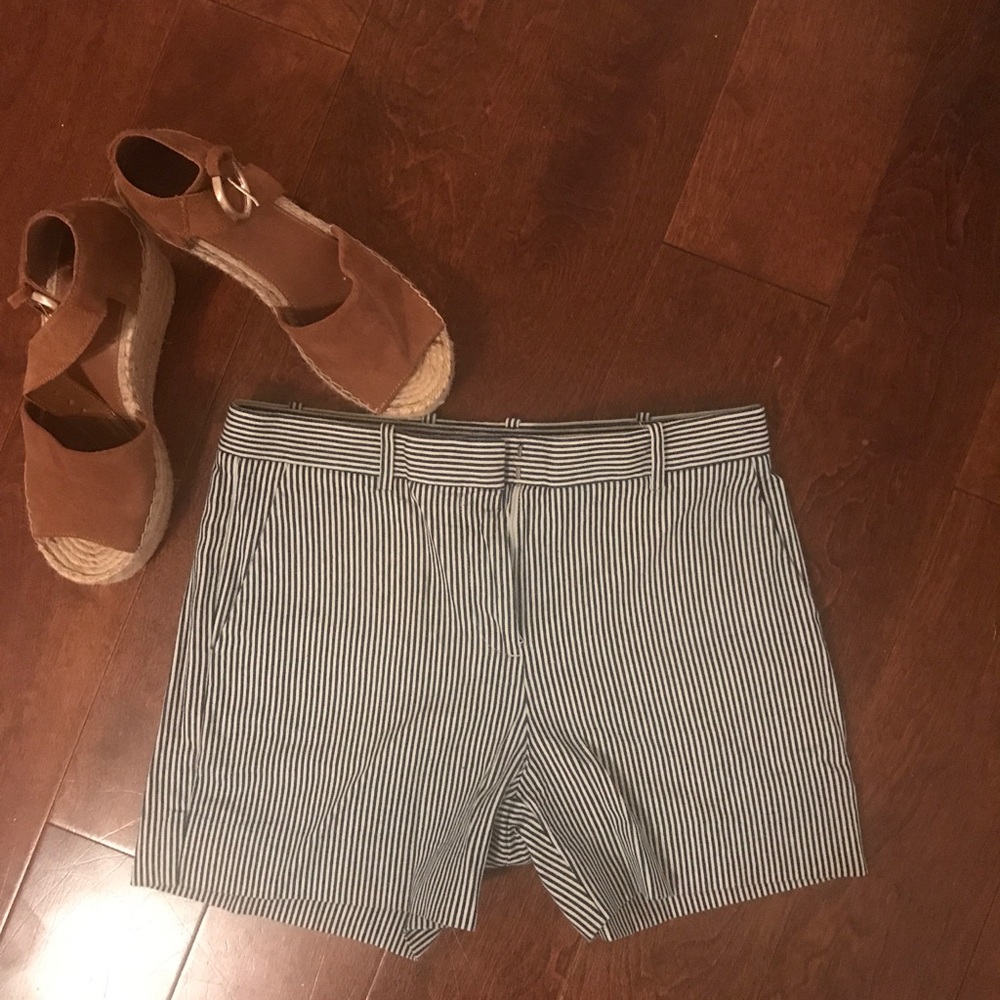 Gap shorts